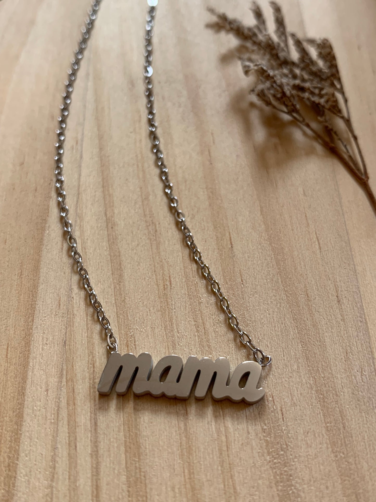 Collar Silver Mamá